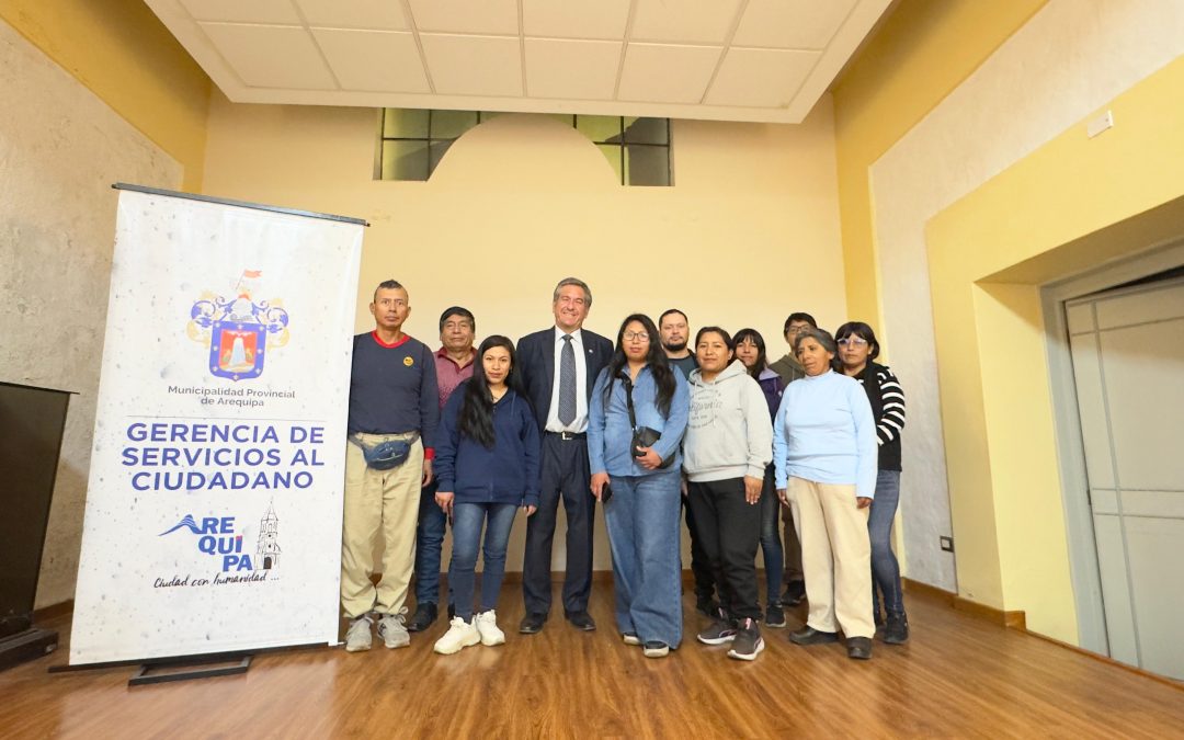 Programa de Capacitación Gratuito: Arequipa Emprende y Transforma